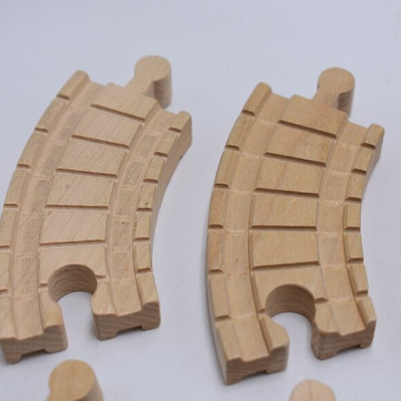 Lot of 10 Clickity Clack 4" Curved Switch Thomas & Friends Wooden Railway Train - Picture 3 of 12